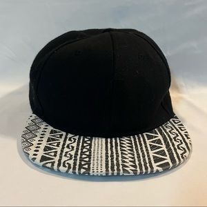 Black and White SnapBack